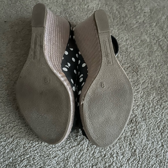 Polka Dot Slingback Wedge - Picture 3 of 3